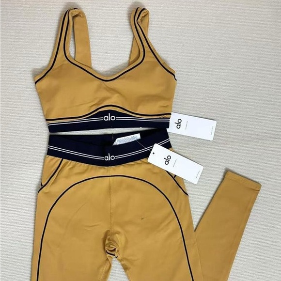 Heart Throb Set - Picture 11 of 12